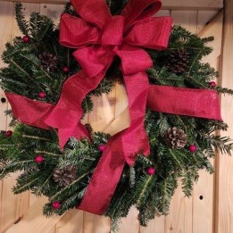 Couronne de sapin (Décorée)