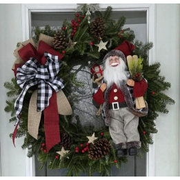 Couronne de sapin (Décorée avec personnage)