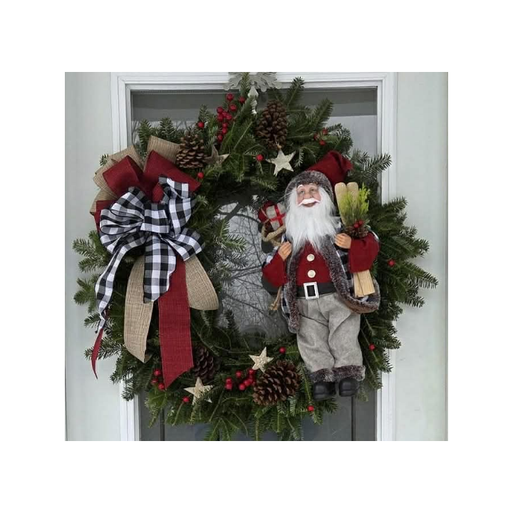Couronne de sapin (Décorée avec personnage)